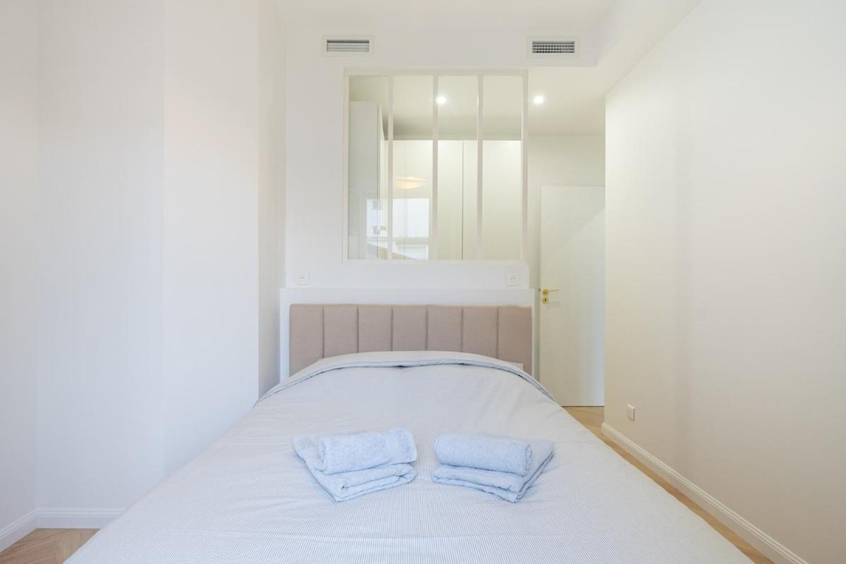 Beautiful 3 Rooms, Carre D 'or * Nice